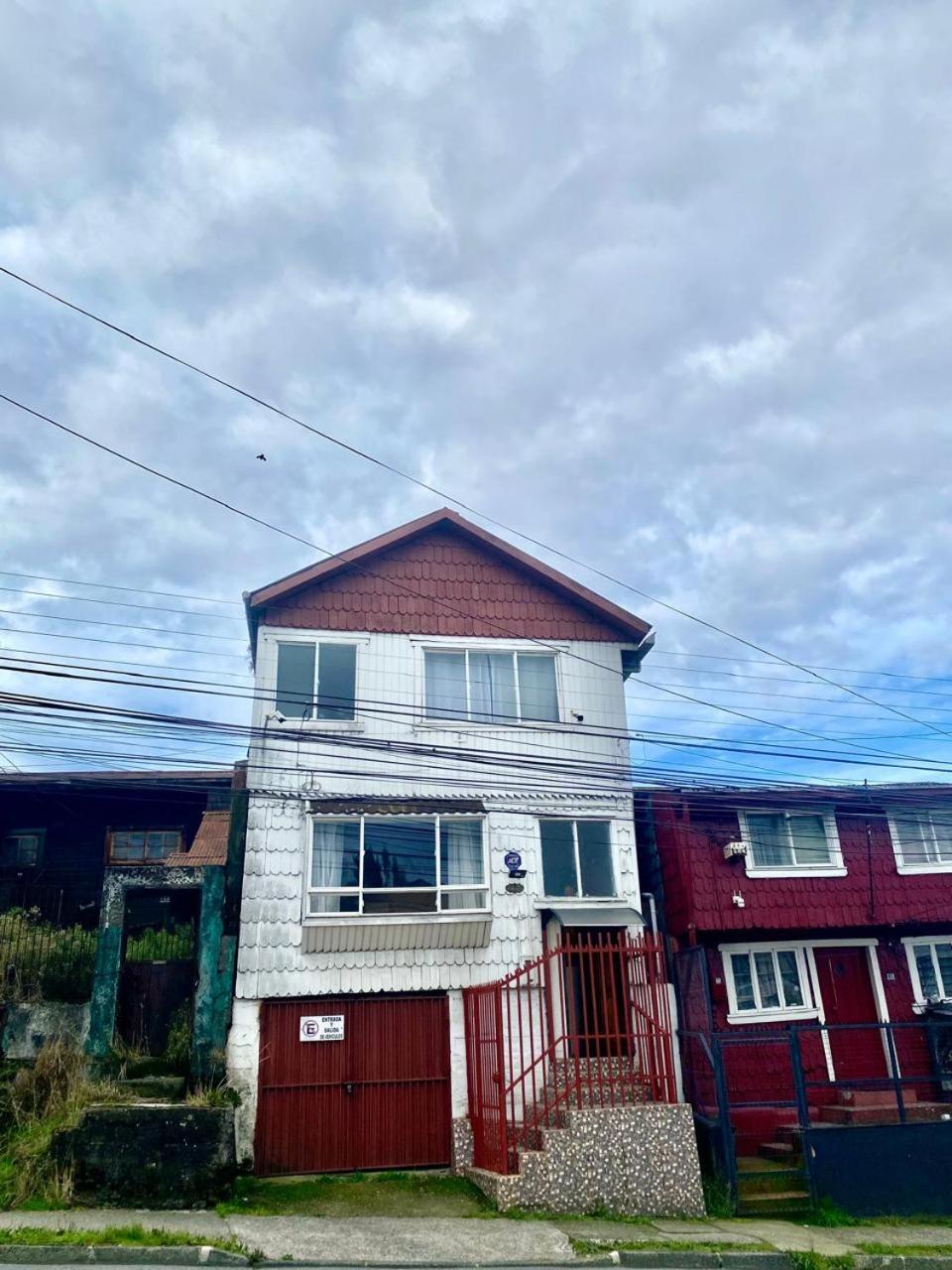 Hospedaje Familiar Glady's House Puerto Montt Exteriör bild
